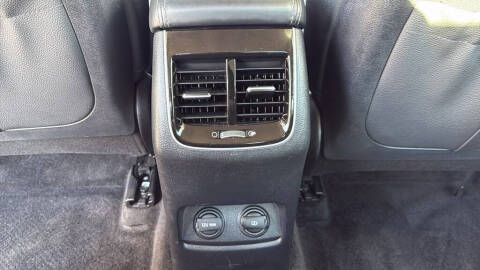 2017 Kia Cadenza Premium