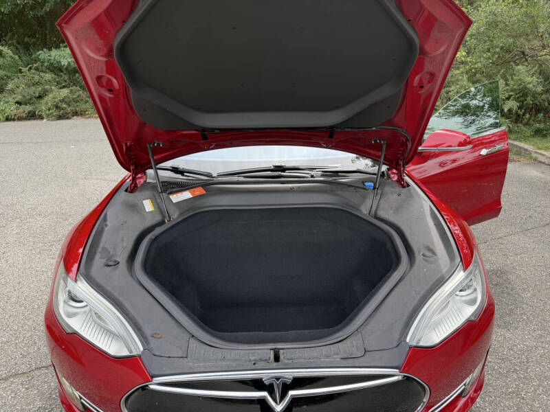 2016 Tesla Model S 90D