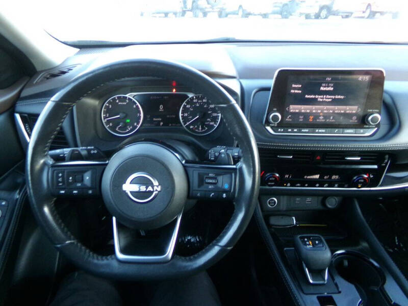 2023 Nissan Rogue SL