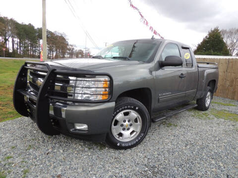 2011 Chevrolet Silverado 1500 for sale at Cars Plus in Fruitland MD