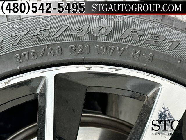 2023 Volvo XC90 Recharge T8 Plus Dark Theme