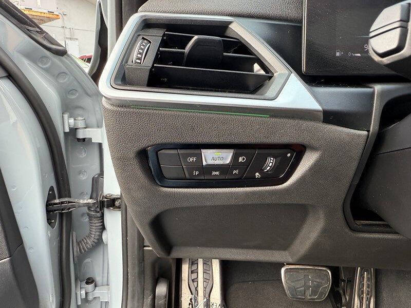 2023 BMW 3 Series 330i