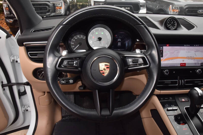 2023 Porsche Macan S