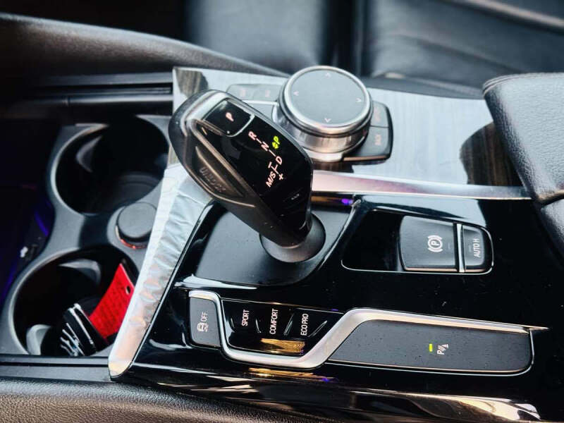 2018 BMW 5 Series 530i