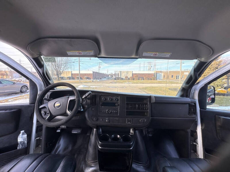 2016 Chevrolet Express 2500
