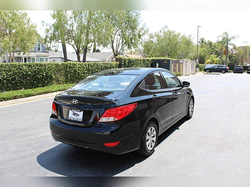 2016 Hyundai Accent SE