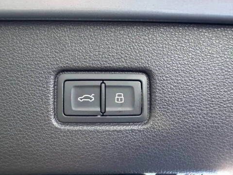 2022 Audi Q7 quattro Premium Plus 55 TFSI