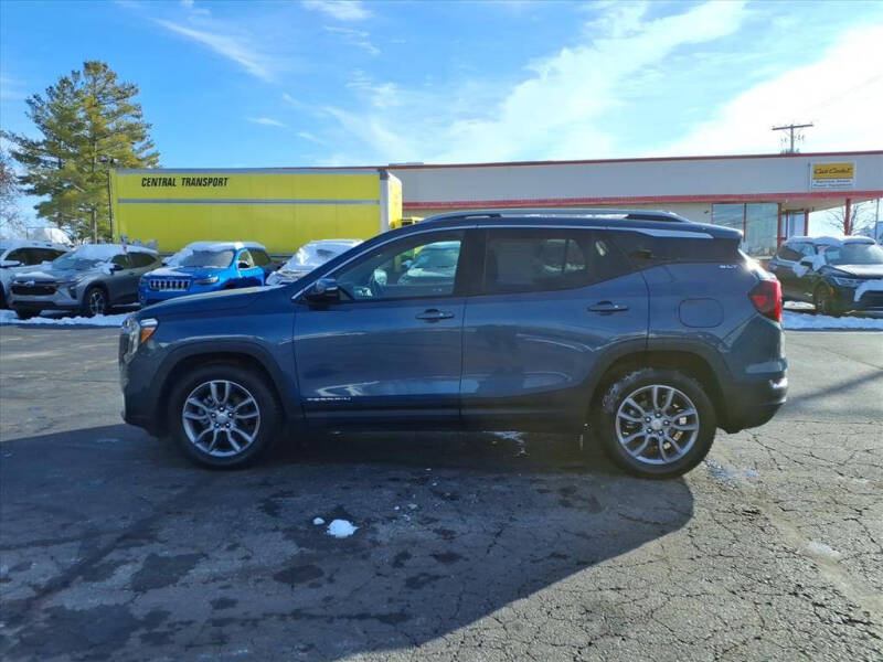 2024 GMC Terrain SLT