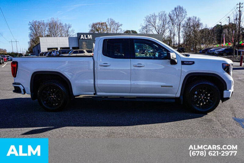 2024 GMC Sierra 1500 Elevation