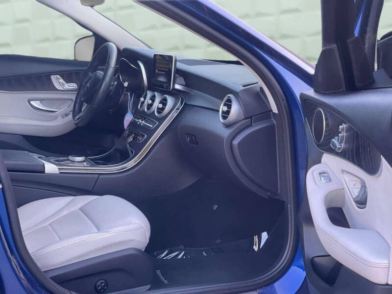 2017 Mercedes-Benz C-Class C 300