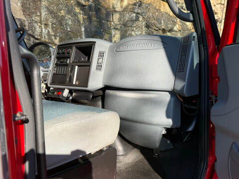 2003 International DuraStar 4300