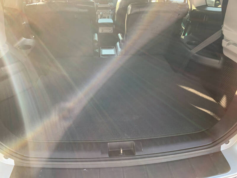 2011 Toyota Highlander SE