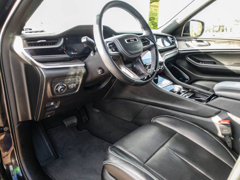 2022 Jeep Grand Cherokee L Overland