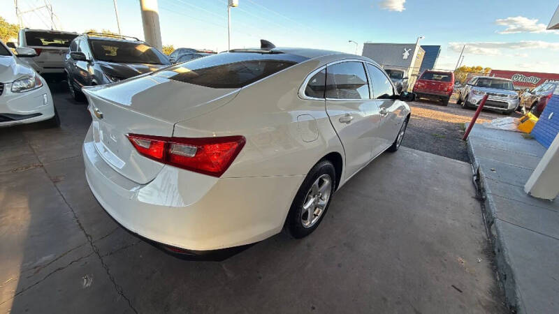 2017 Chevrolet Malibu LS