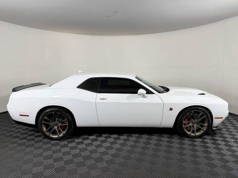 2022 Dodge Challenger