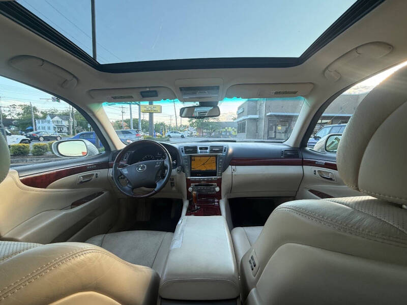 2010 Lexus LS 460
