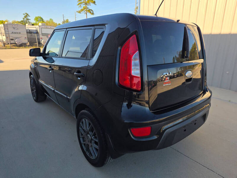 2013 Kia Soul +