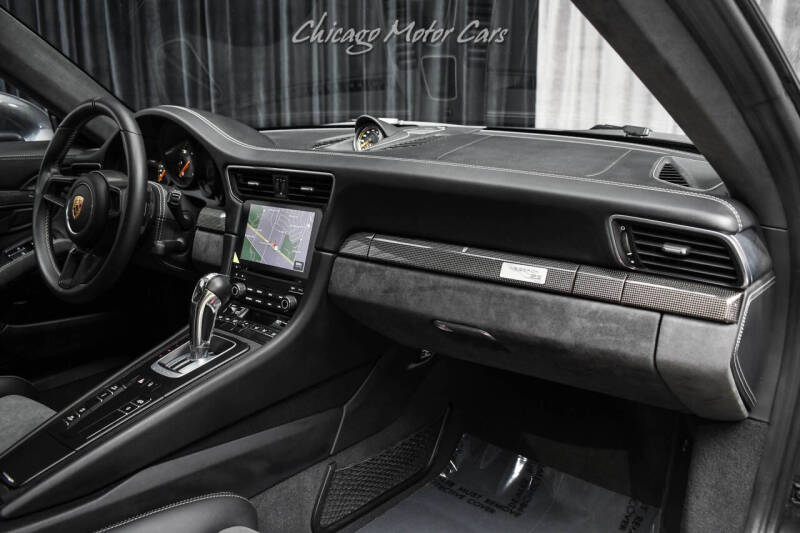 2018 Porsche 911 GT2 RS