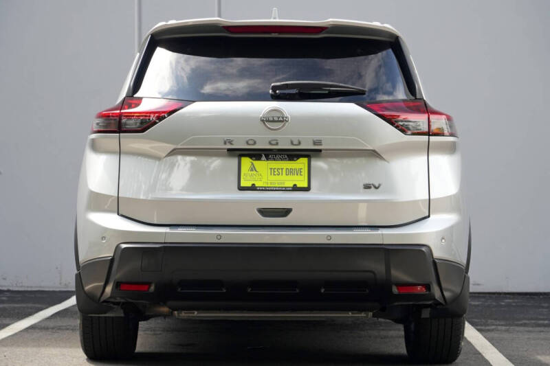 2024 Nissan Rogue SV