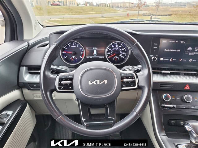 2023 Kia Carnival