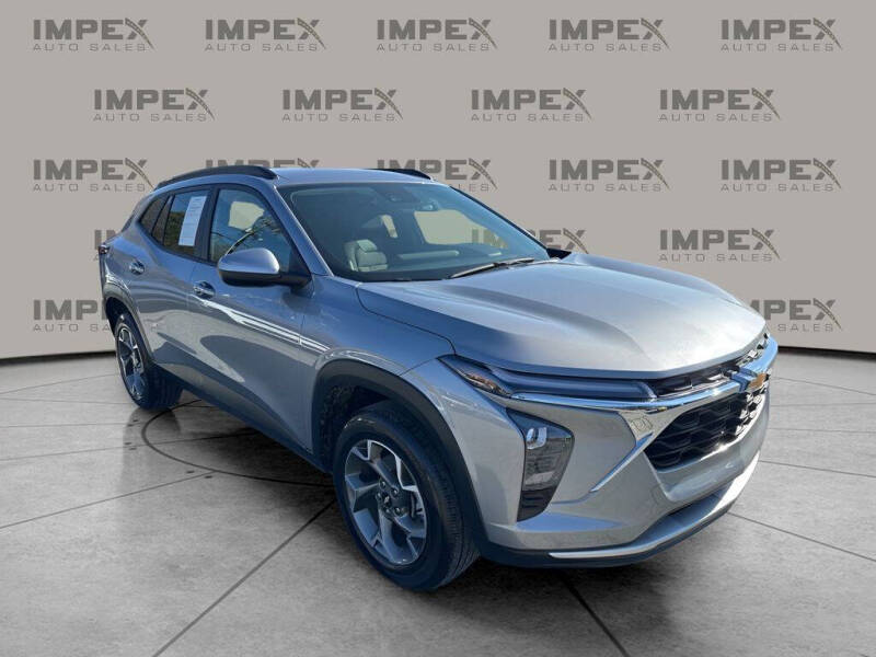 2025 Chevrolet Trax LT