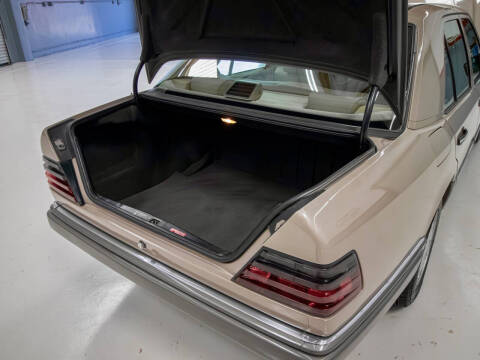 1994 Mercedes-Benz E-Class E 320