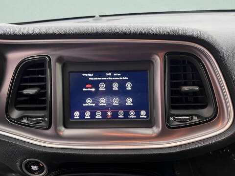 2019 Dodge Challenger SXT