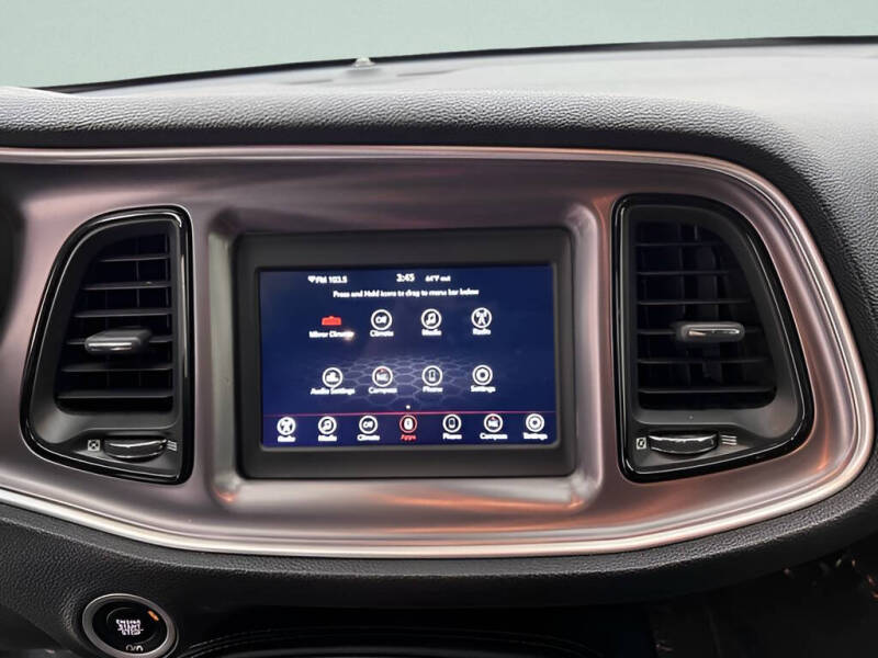 2019 Dodge Challenger SXT