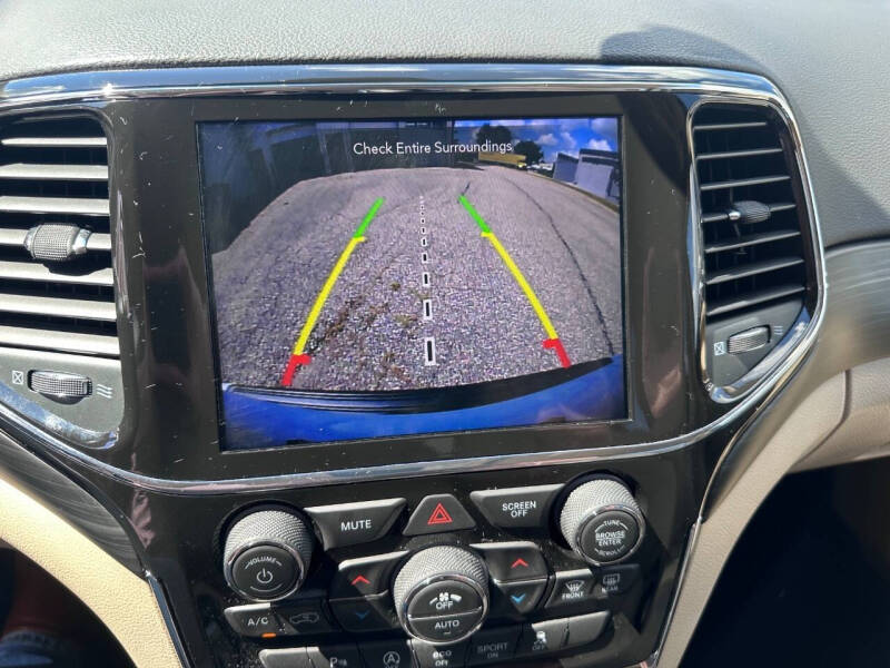 2022 Jeep Grand Cherokee WK Laredo E