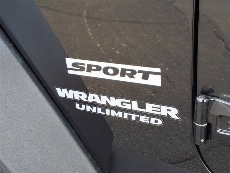 2013 Jeep Wrangler Unlimited Freedom Edition