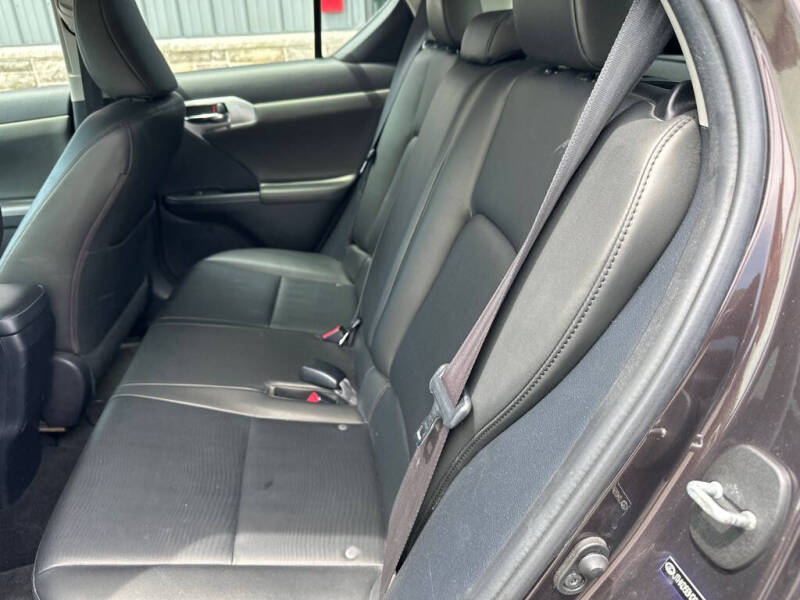 2012 Lexus CT 200h
