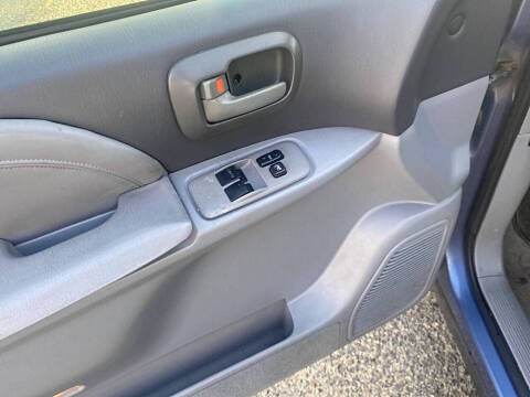 2003 Toyota Sienna XLE