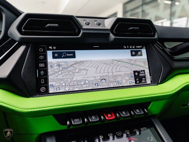 2025 Lamborghini Urus SE