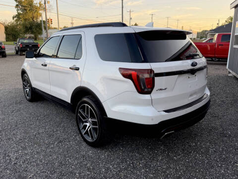 2017 Ford Explorer Sport