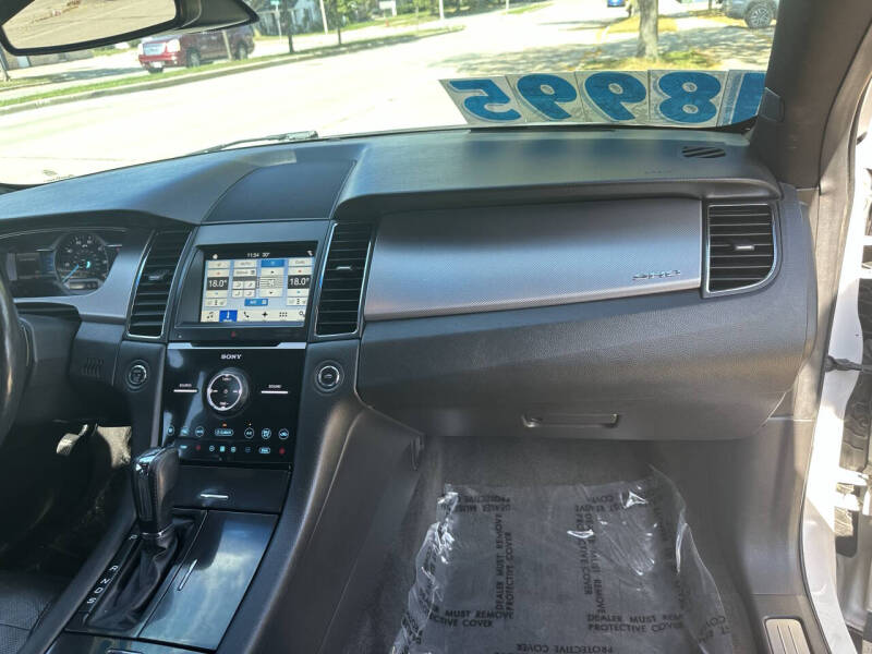 2017 Ford Taurus SHO