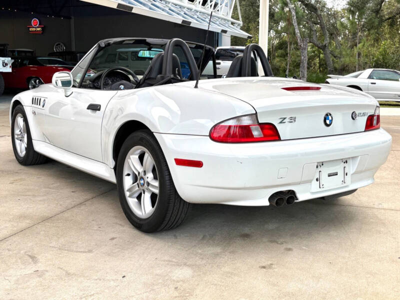 2002 BMW Z3 2.5i