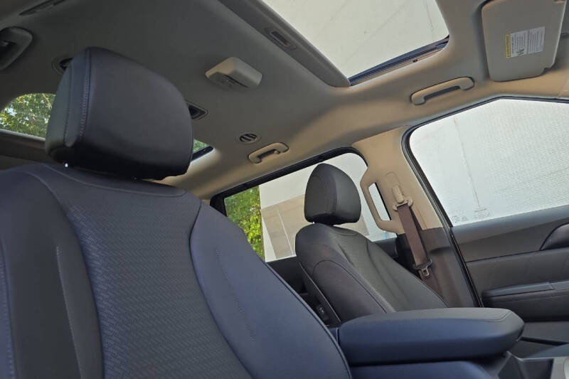 2026 Kia Carnival SX