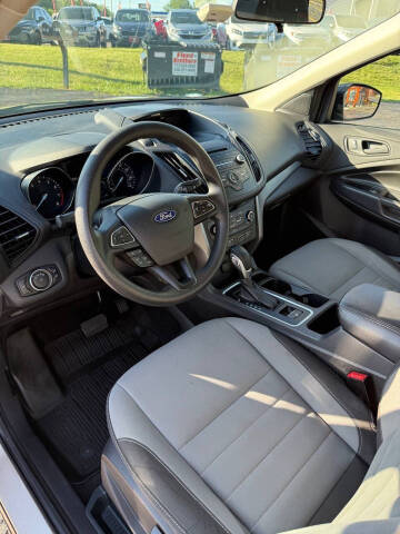 2017 Ford Escape S