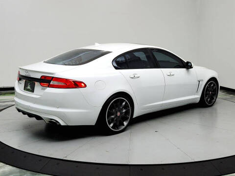 2015 Jaguar XF 3.0 Sport