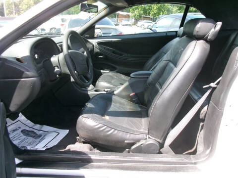2000 Ford Mustang