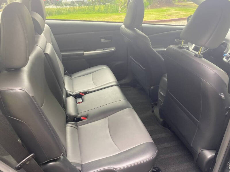 2012 Toyota Prius v Five