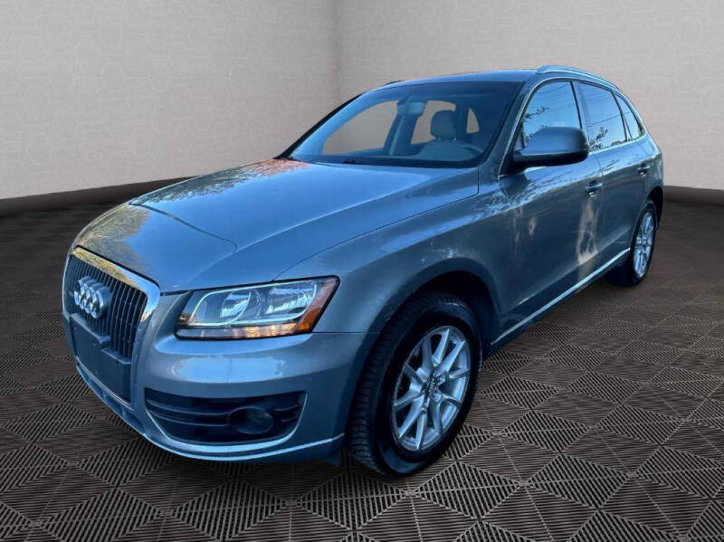 2011 Audi Q5 2.0T quattro Premium