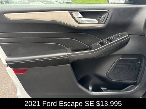 2021 Ford Escape SE