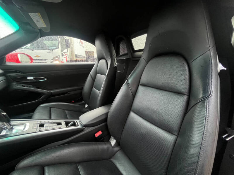 2023 Porsche 718 Boxster