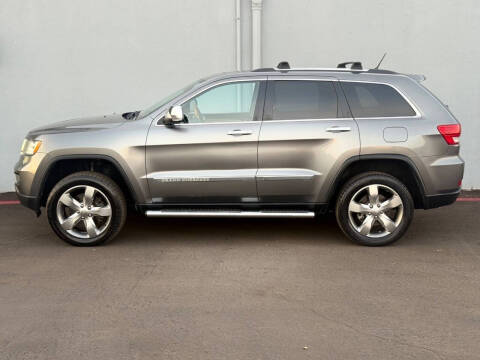 2013 Jeep Grand Cherokee Overland Summit