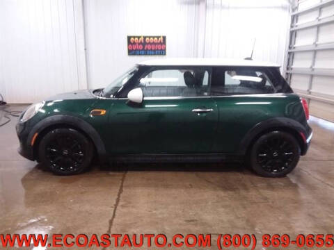 2017 MINI Hardtop 2 Door Cooper