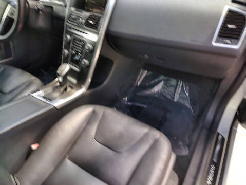 2015 Volvo XC60 T5 Drive-E Premier