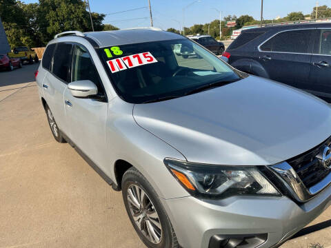 2018 Nissan Pathfinder for sale at VanHoozer Auto Sales in Lawton OK