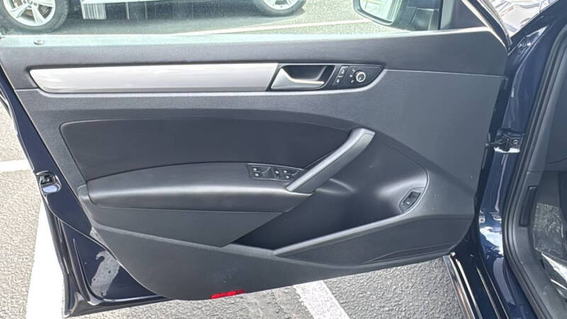 2015 Volkswagen Passat 1.8T Limited Edition