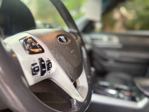 2011 Ford Explorer XLT